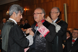 Los académicos Checa y Ortega reciben la Cruz de San Raimundo (12)